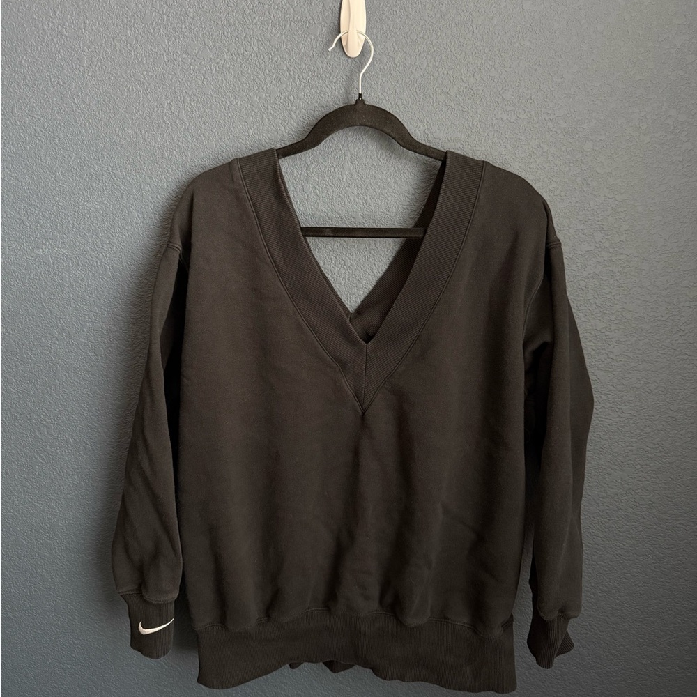 Nike Women’s Oversized Black V-Neck Sweatshirt